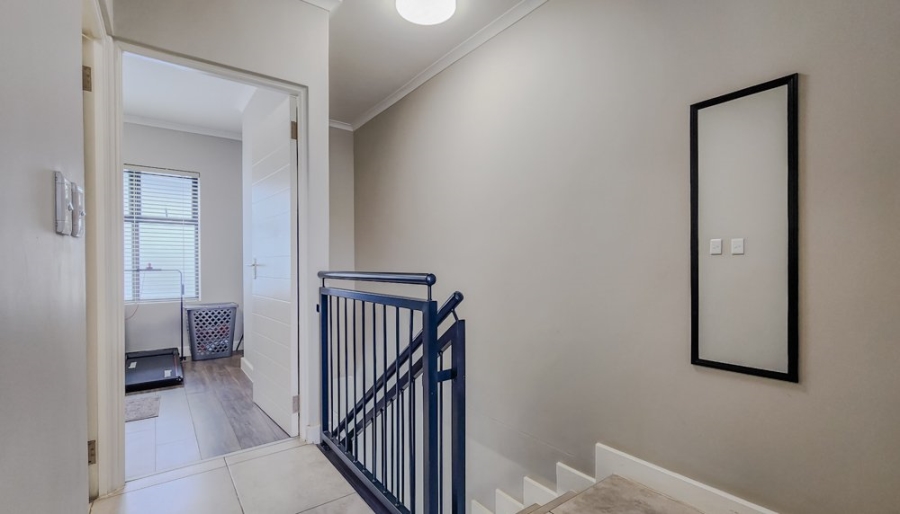 2 Bedroom Property for Sale in Zonnendal Western Cape